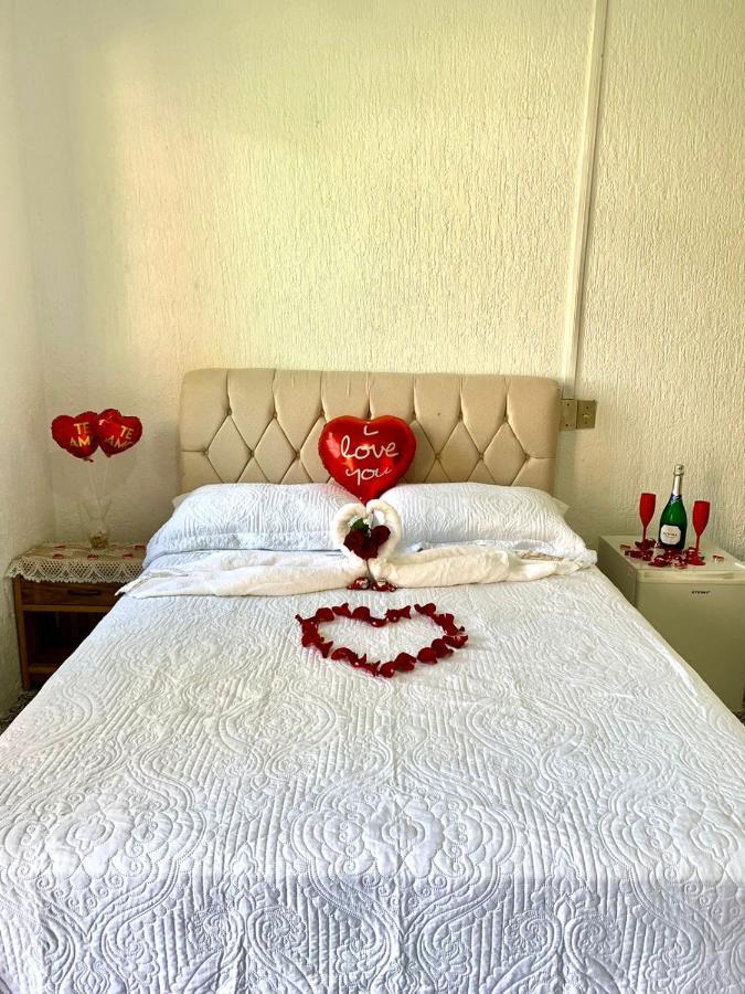 Pousada E Hostel Girassol Имбитуба Екстериор снимка